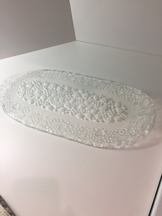 NIB MIKASA Crystal Glass Canape Tray "Strawberry Fare" Design 16 x 8 - Picture 5 of 15